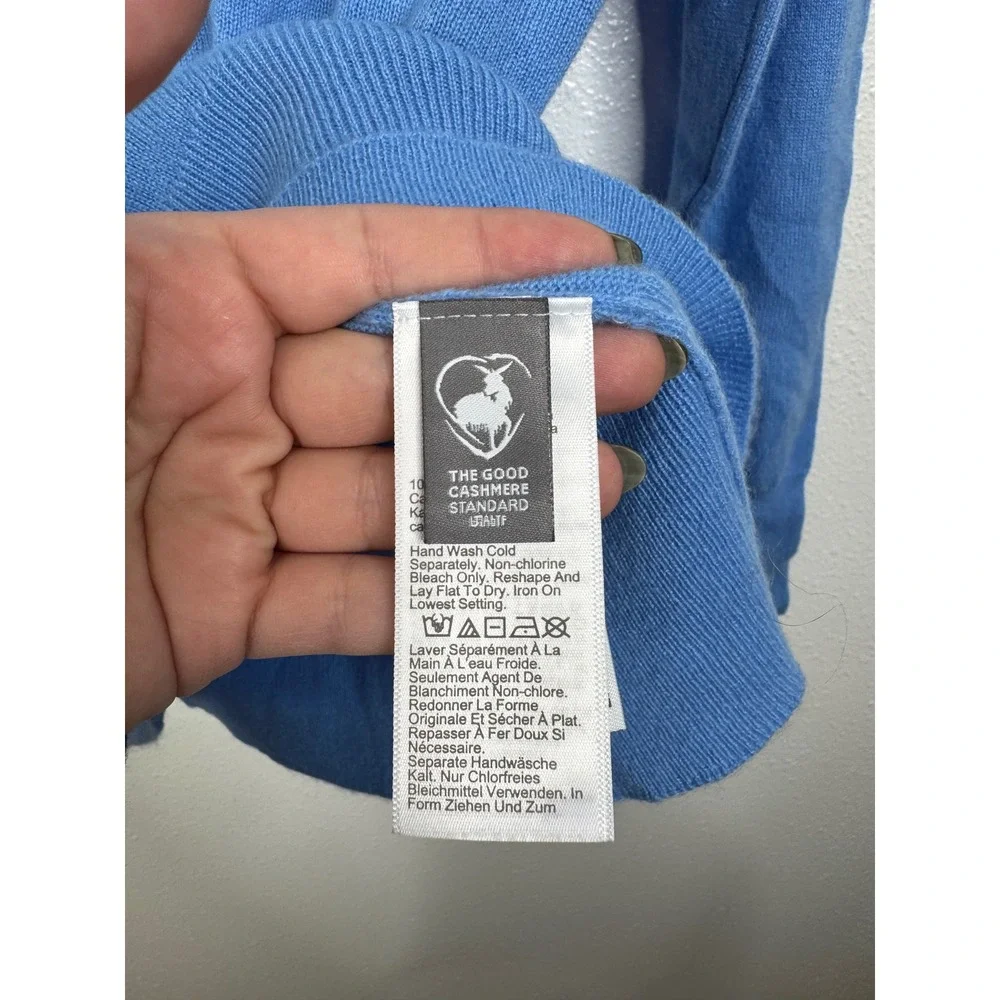 J. Crew NWT Classic Fit Cashmere Sweater Size Xsmall‎
